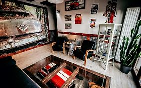 Jantarvia Car Museum , Pasja i Wypoczynek miejsce z klimatem